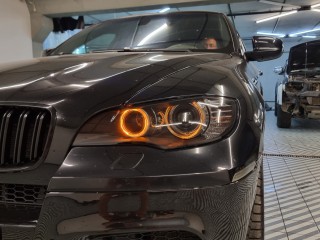 BMW X5M E70 замена линз на Aozoom K3 Dragon Knight, тонирование фар (3)